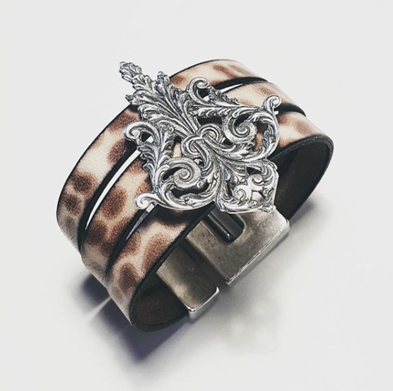 LEONIE GREEN vs LEONIE LEOPARD